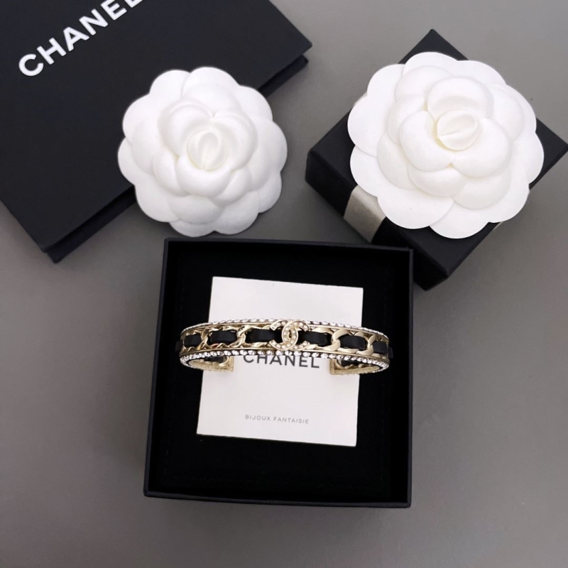 Ch*el bracelets